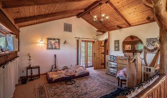 2909 Dead Indian Memorial Rd, Ashland, OR 97520