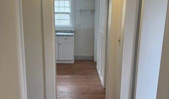 75 Chestnut St, Bethel, CT 06801