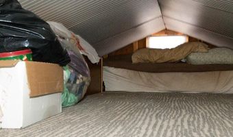 1325 W LITTLE BIT Dr, Ash Fork, AZ 86320