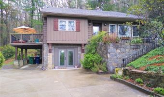 242 Birch Ln, Arden, NC 28704