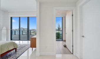2960 NE 207th St 05, Aventura, FL 33180