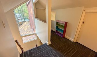 466 Greenbush Rd, East Greenwich, RI 02818