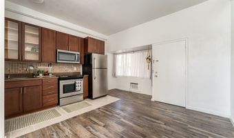 1020 Green St 208, Honolulu, HI 96822