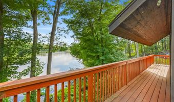 12 Sage Rd, Danbury, CT 06810