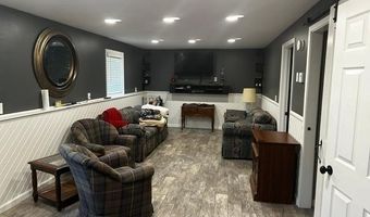 454 Oaknoll Dr, Amherst, OH 44001