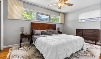 1534 Barrington Pl, Ann Arbor, MI 48103