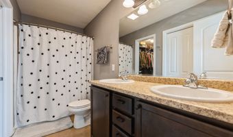 222 NW Abbie Dr, Ankeny, IA 50023