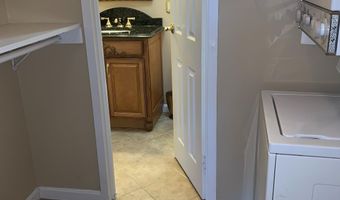 316 BURNSIDE St 103, Annapolis, MD 21403