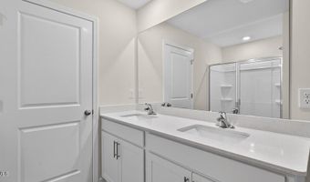 65 Green Laurel Dr, Angier, NC 27501