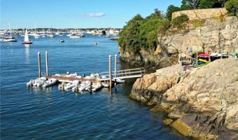 111 Harrison Ave A6, Newport, RI 02840