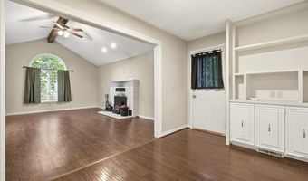 1062 Shady Ln, Ashland, OH 44805