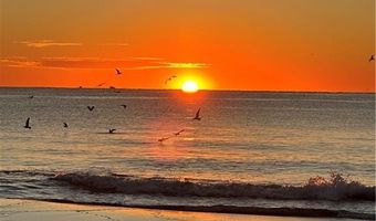 813 Ocean Rd, Narragansett, RI 02882