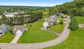 2412 Colonial Dr, Athens, TN 37303