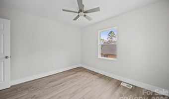 709 Sherman St, Badin, NC 28009