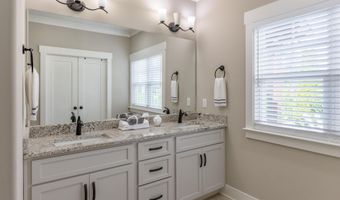11031 Prairie Lake Dr, Apison, TN 37302