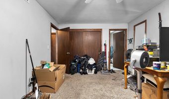 1424 W WEILAND Ln, Appleton, WI 54914