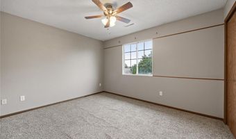 158 Elm Ridge Dr, North Liberty, IA 52317