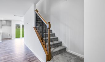 22 A Regent St, Camden, SC 29020