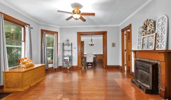 521 Trowbridge St, Allegan, MI 49010