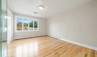 30 Dutchess Dr, Cranston, RI 02921