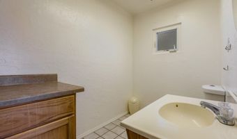 10817 LOWE St NE, Albuquerque, NM 87111