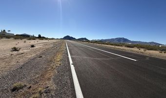 W William Road B, Aguila, AZ 85320