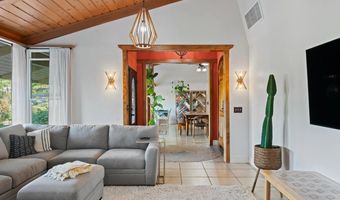9835 Edgelake Dr, La Mesa, CA 91941