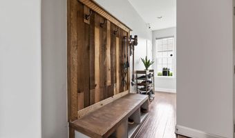 24469 ISLAND POOL Ct, Aldie, VA 20105