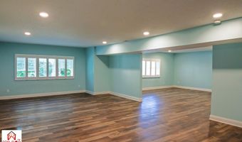 372 Foxboro Dr, Avon, IN 46123
