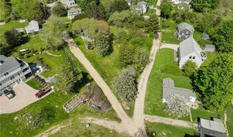 44 Kilburn St, Charlestown, RI 02813