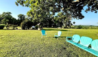 24352 St. Hwy Ee, Aurora, MO 65605