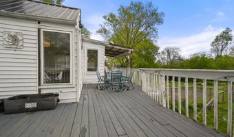 317 WOODLAWN Dr, Aurora, IN 47001