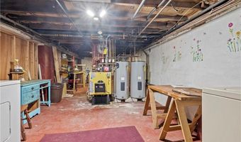 37 Main St, Cumberland, RI 02864
