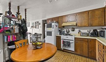 1208 Iowa St, Ashland, OR 97520