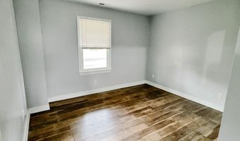6 COURTSIDE Ln, Ashland, VA 23005
