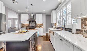 301 10th Ave, Belmar, NJ 07719