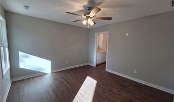 30 E 7th St, Adrian, MO 64720