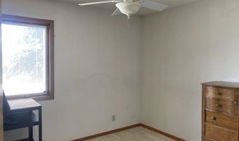 650 S 7th St, Akron, IA 51001