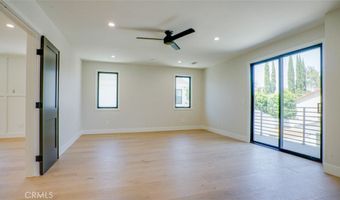 6250 Lindley Ave, Encino, CA 91316