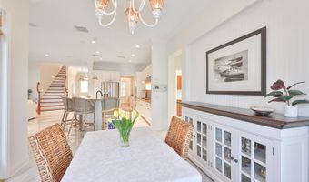 5318 LOON NEST Ct, Apollo Beach, FL 33572