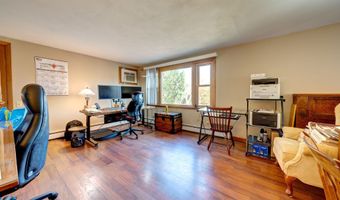 95 Lakeview Dr, Coventry, CT 06238