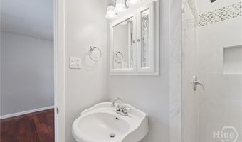 9116 Garland Dr, Savannah, GA 31406