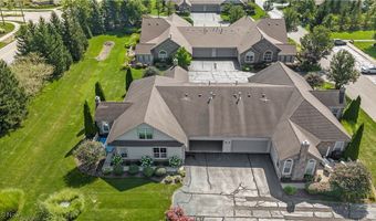 276 Sandover Dr, Aurora, OH 44202