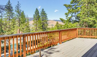 1105 Ivy Ln, Ashland, OR 97520