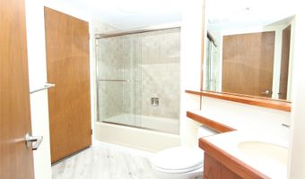 1050 Lunalilo St 905, Honolulu, HI 96822