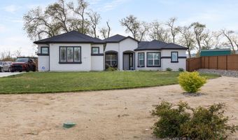 690 Rose Ln, Fernley, NV 89408