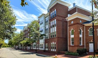 4950 BRENMAN PARK Dr 308, Alexandria, VA 22304