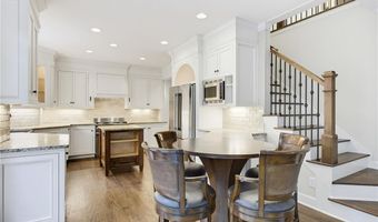 5185 Catalpa Knl, Acworth, GA 30101