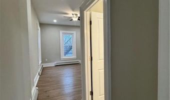 312 N 6th St 2A, Allentown, PA 18102