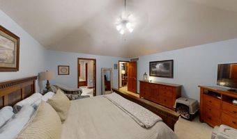 114 Chaudoin Dr, Angola, IN 46703